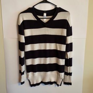 Ivivva Striped V Neck Sweater Sz 12